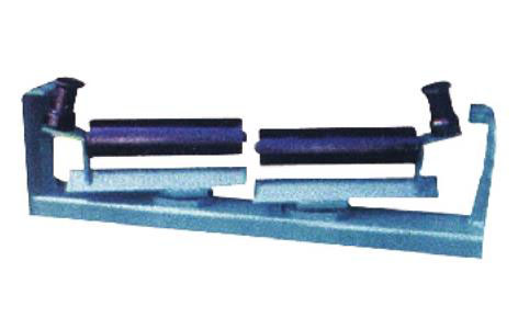 平行调心托辊组